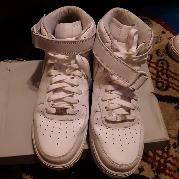 mid rise air force ones